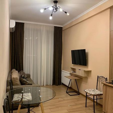 Melikishvili Str. Apartment Tbilisi ภายนอก รูปภาพ