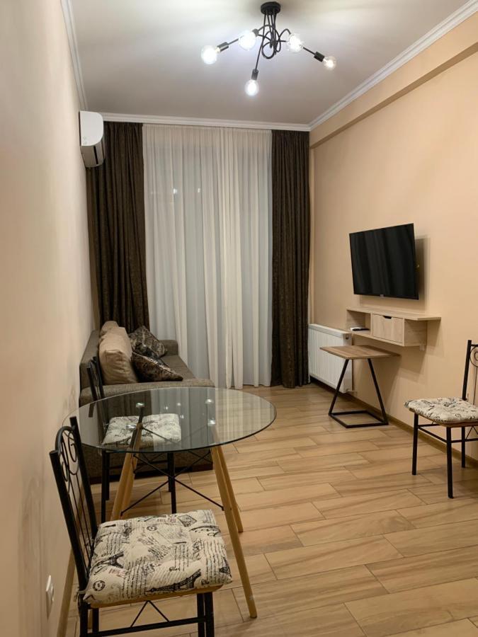Melikishvili Str. Apartment Tbilisi ภายนอก รูปภาพ
